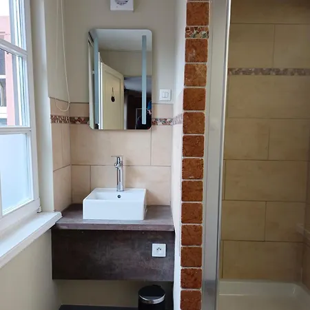 Maison A Colombages アパート